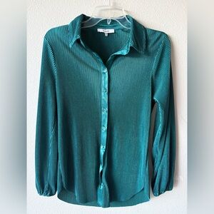 Ro & De Teal Button-Up Blouse